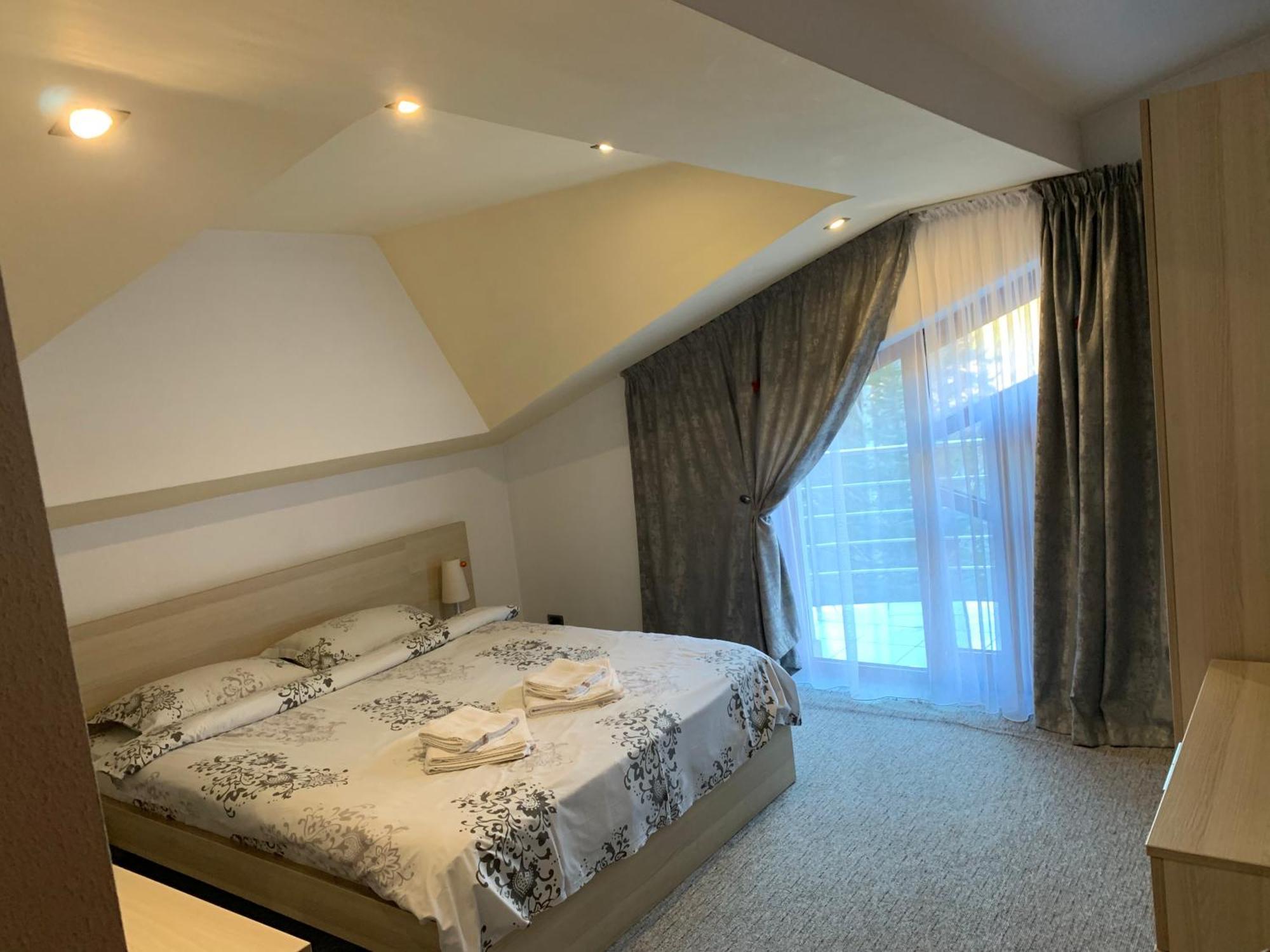 Casa Cristian Villa Sinaia Bagian luar foto