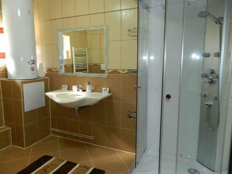 Casa Cristian Villa Sinaia Bagian luar foto